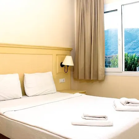 Lejlighedshotel Palm Garden İçmeler
