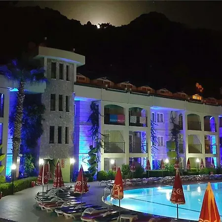 Lejlighedshotel Palm Garden 2*